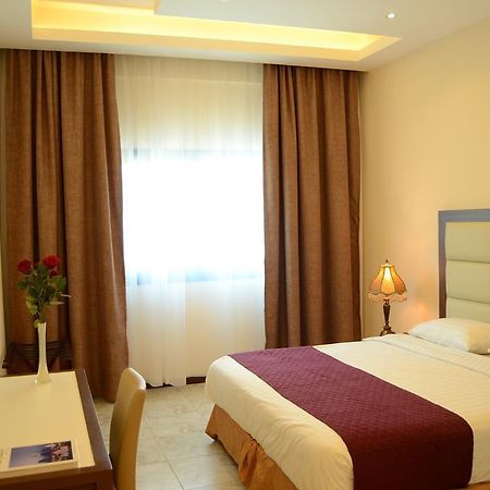 Arcadia Hotel Suites Sharjah Buitenkant foto