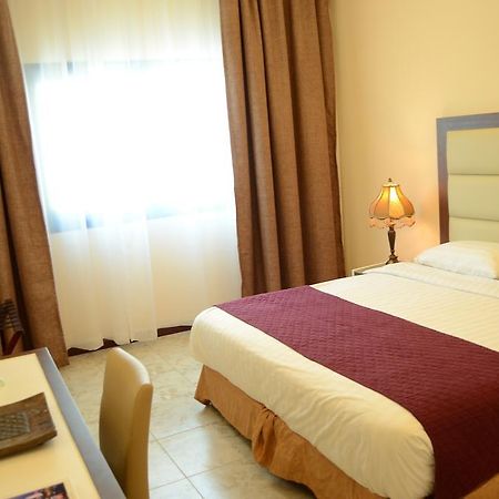 Arcadia Hotel Suites Sharjah Buitenkant foto