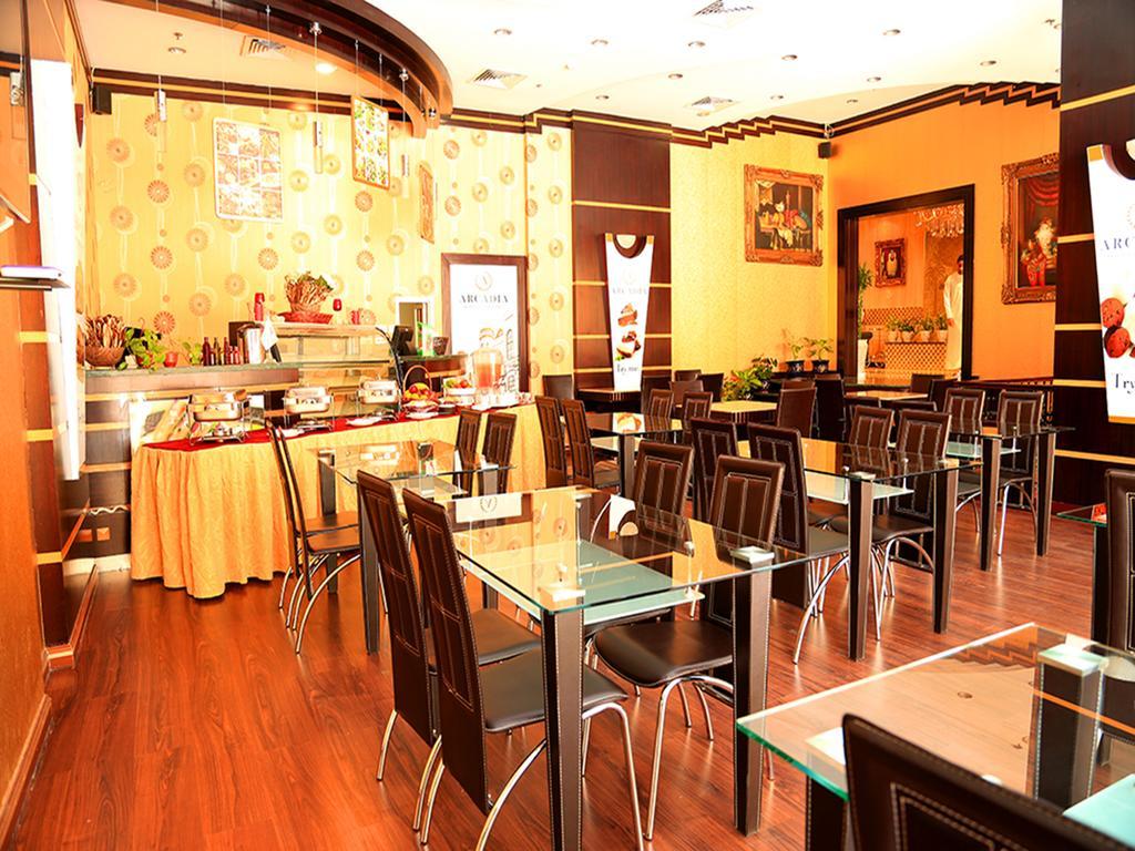 Arcadia Hotel Suites Sharjah Buitenkant foto